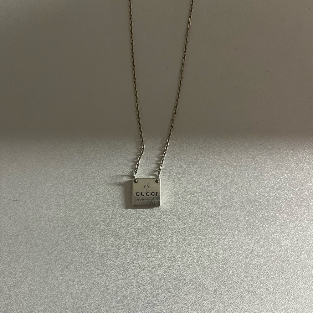 Gucci necklace